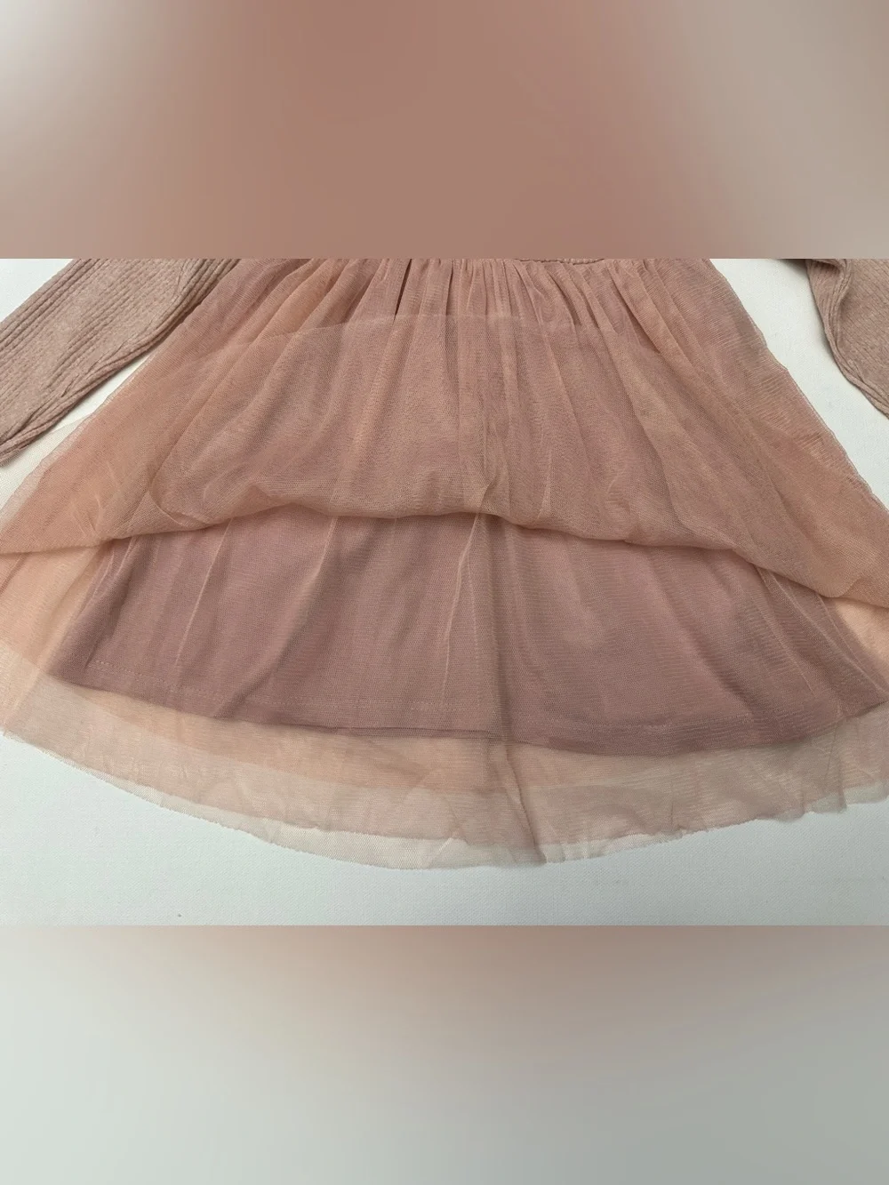 Zara girl’s dress ribbed top, ruffle shoulders, and a tulle skirt.  Size 3-4T.
